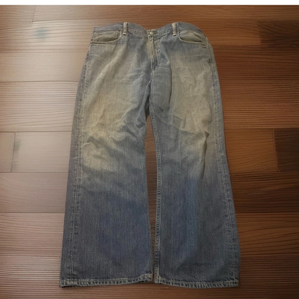 Polo  Ralph Lauren Men’s Relaxed Fit Jeans 40x30 Distressed Classic Casual Cute